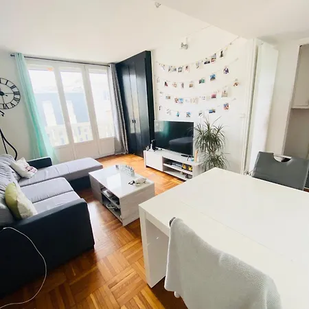 Superbe Quartier Plage Avec Balcon Et Vue Mer